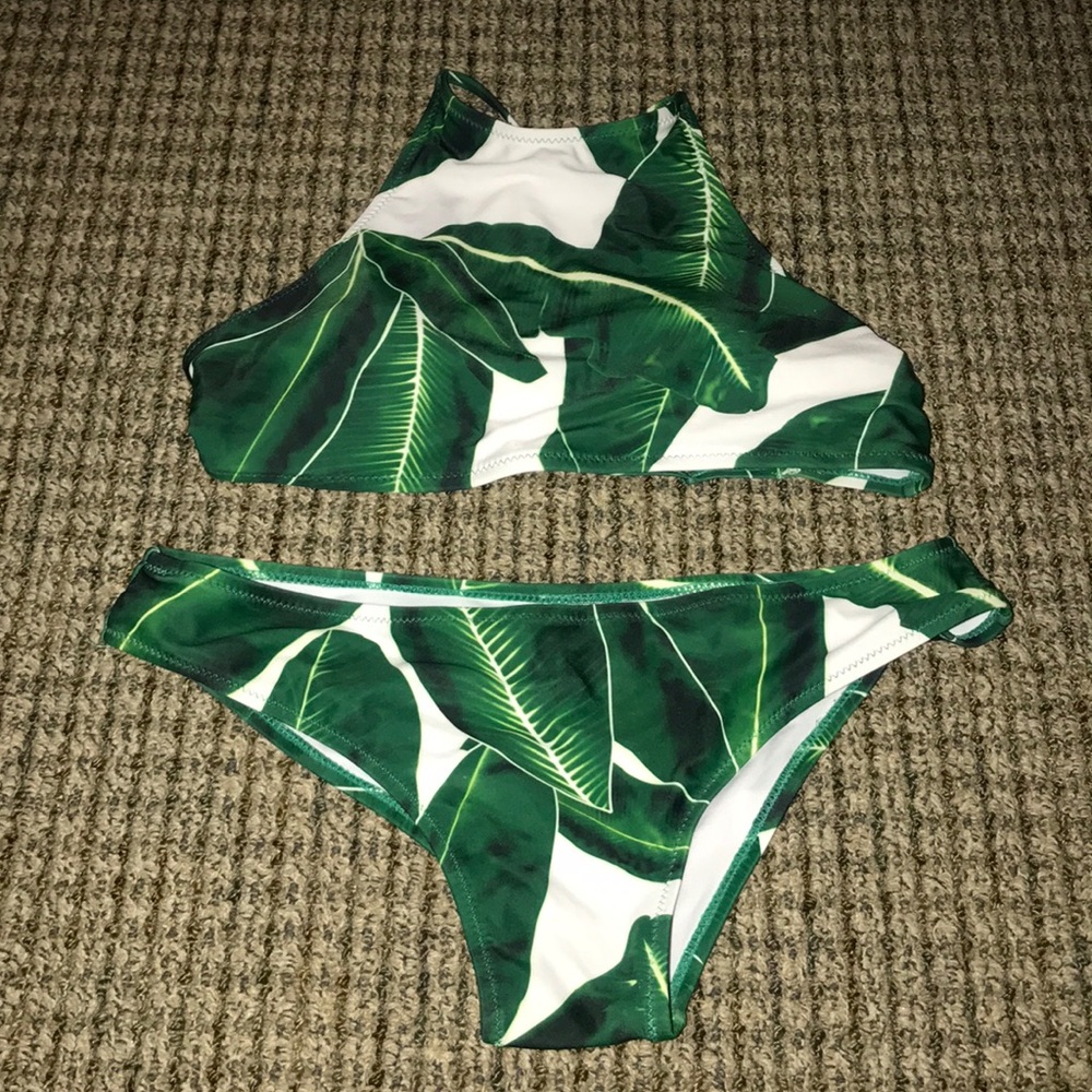 SIZE SMALL RACERBACK BIKINI SET W PADDED TOP
